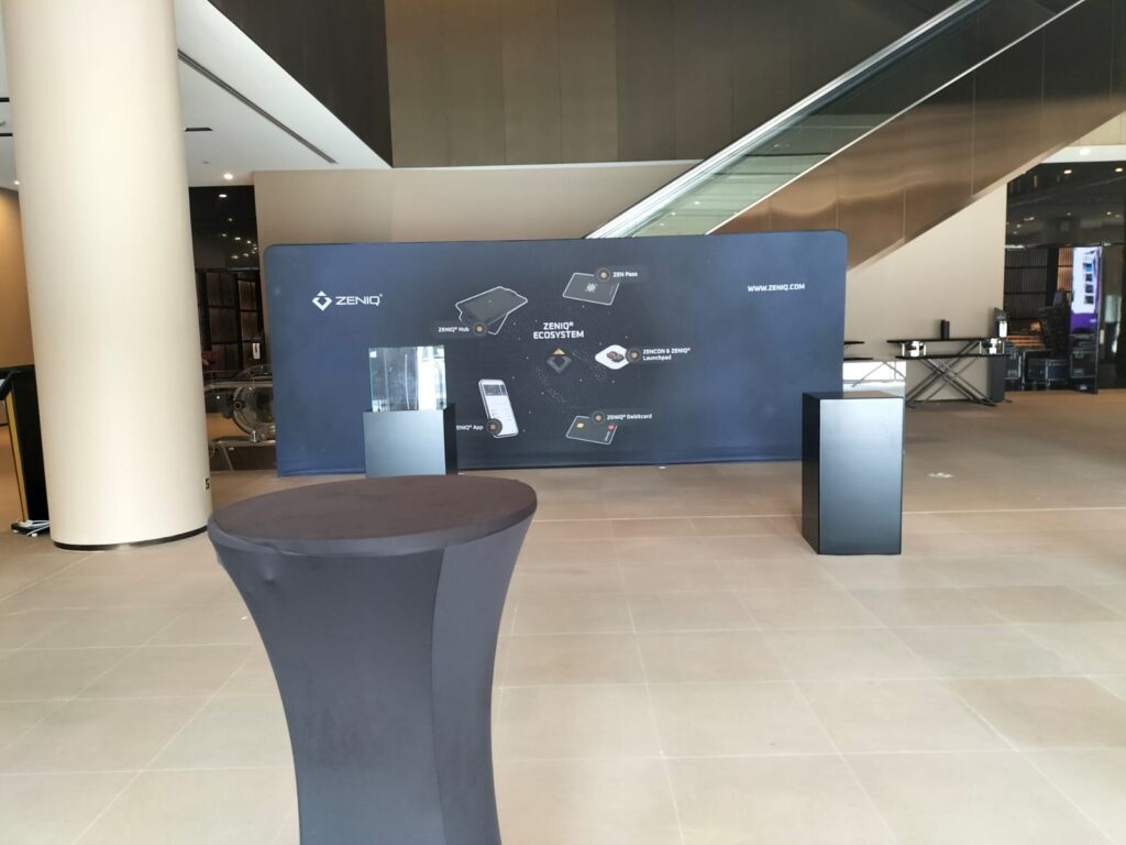 Modular stands & displays